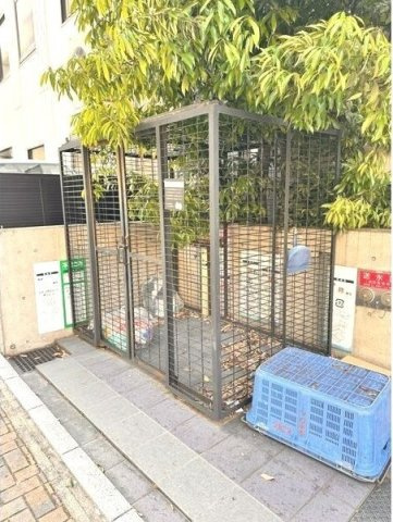 ラ・ルーシュ泉の設備