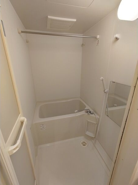 ラ・ルーシュ泉の浴室