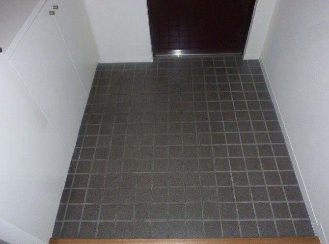 パレ・デ・シャンサールの玄関