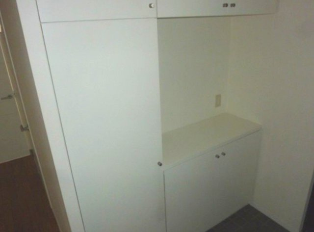 パレ・デ・シャンサールの玄関