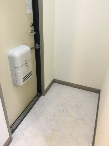 メゾン・ド・ロンタンAの玄関