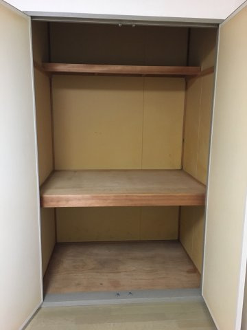 メゾン・ド・ロンタンAの収納