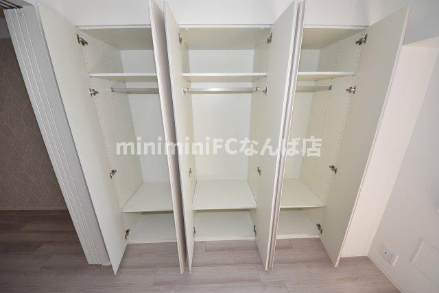 コンフォリア・リヴ北久宝寺Qの収納