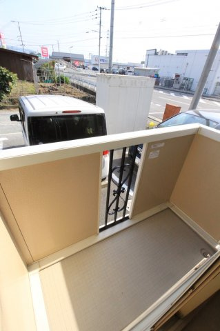 アークヴィラ【キャッシュバック対象】のバルコニー|バルコニーがあります