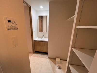 【独立洗面台】 | クレイシアＩＤＺ上野 |  