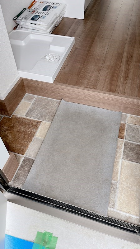 フォルジュロン・パンセの玄関