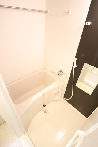 大阪市城東区蒲生３丁目の賃貸マンションの浴室