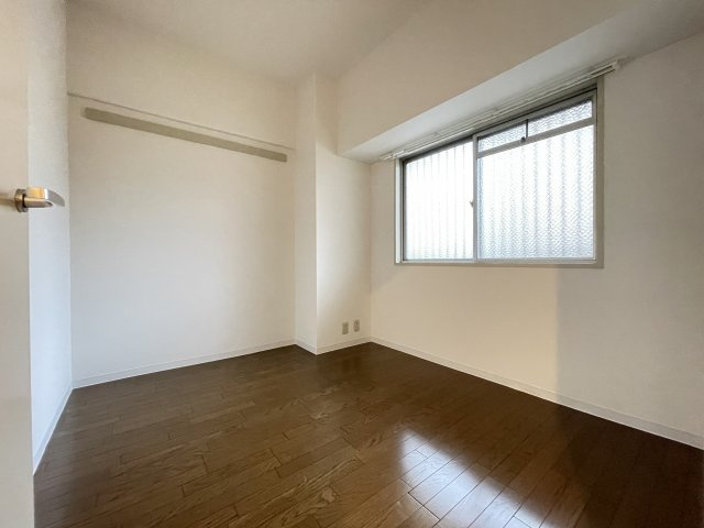 アーデンコート西長堀の洋室