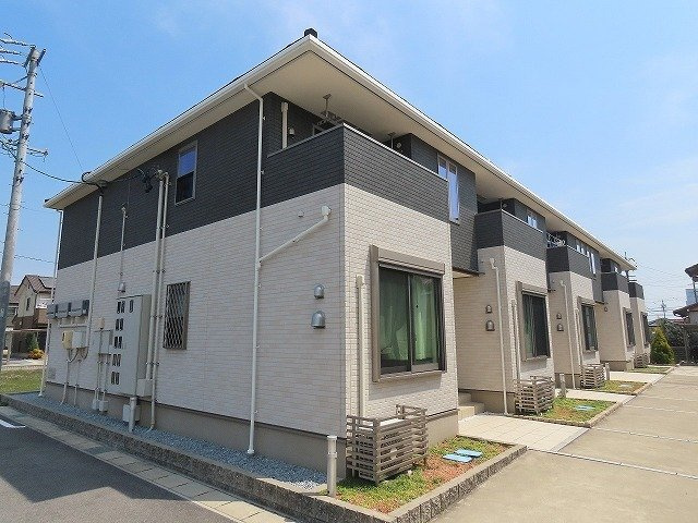 フラン・ファインの外観