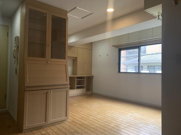 エクレール一番町の居間・リビング|ゆったり過ごせる居間です