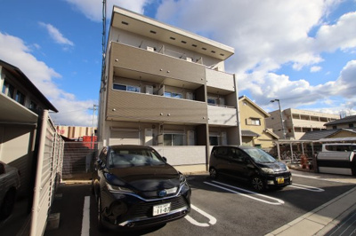 【外観】 | カメラート高見