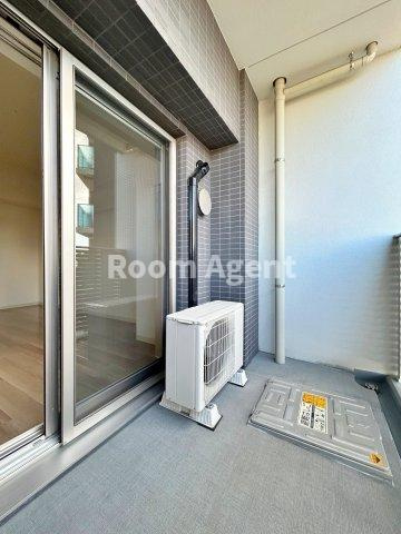 プレサンスジェネ葵のバルコニー