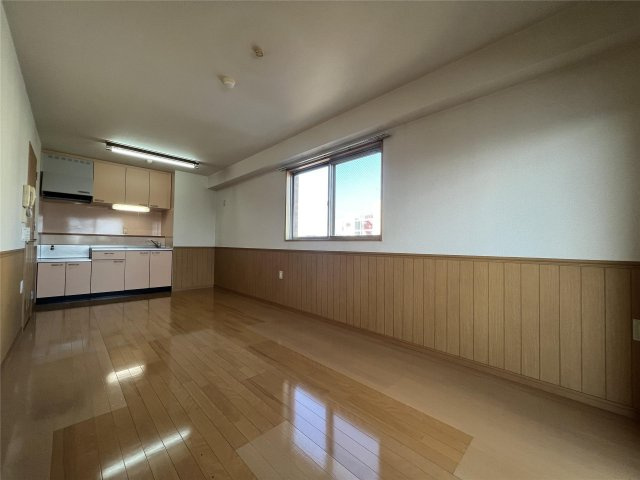 アーバングランデ本荘の居間・リビング