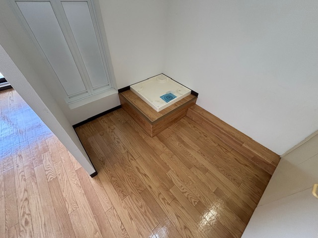 J・H的場の内装