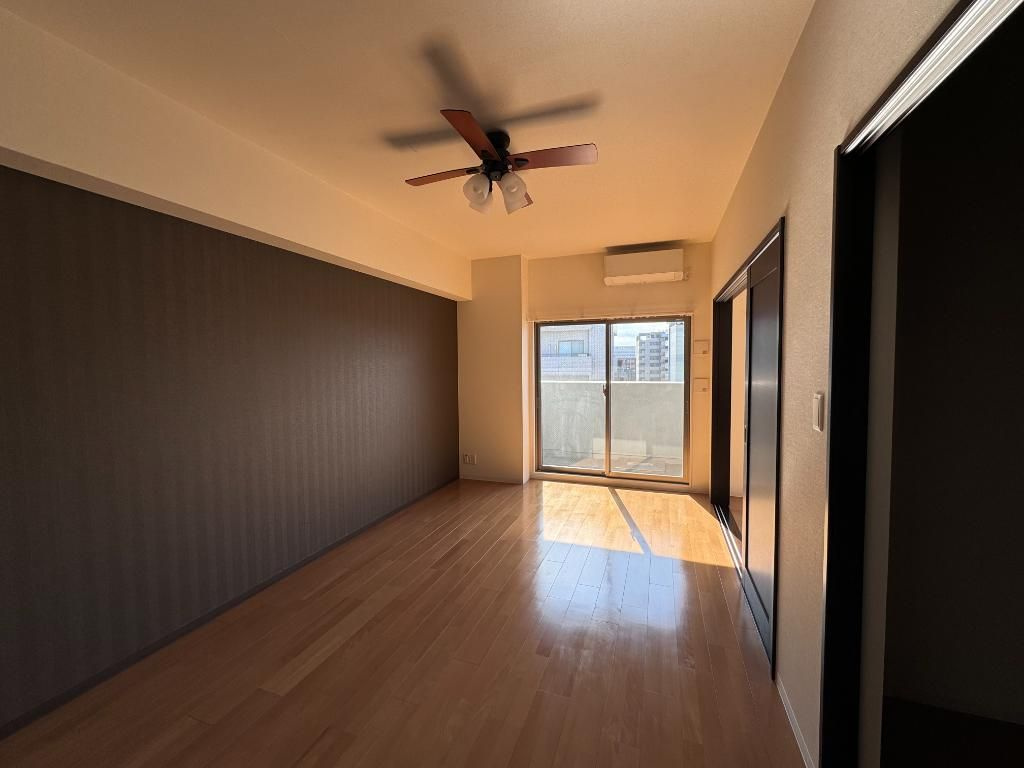 Ｄ－Ｃｏｕｒｔ門真駅前の居間・リビング