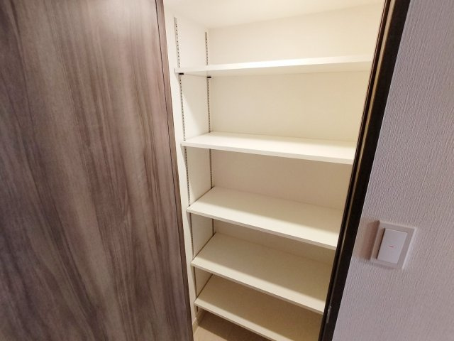 AZEST関内の内装|おしゃれな内装です