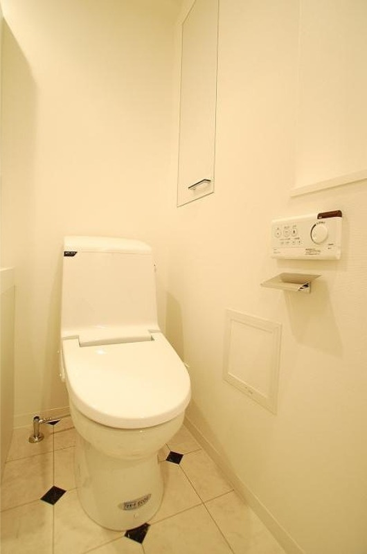 グランドコンシェルジュ日本橋のトイレ|※反転タイプ