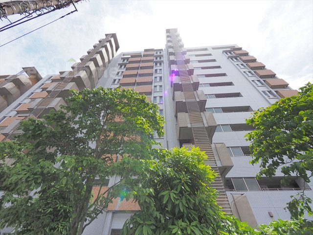 【外観】 | ライオンズスクエア用賀