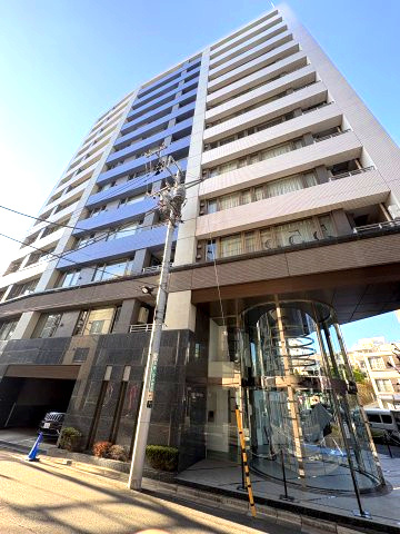 ピアース四谷の外観