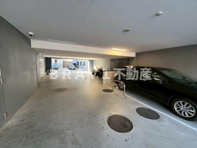 プレサンスOSAKA東成中本ハーヴィル　BRAVI不動産の駐車場|【プレサンスOSAKA東成中本ハーヴィル】駐車場です