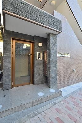 マーレーモンティーⅥのエントランス