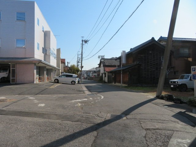 春日部市八丁目の倉庫