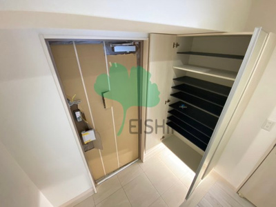 【玄関】 | レクサスガーデン箱崎タワーズWEST  | 下駄箱もしっかりついてます！