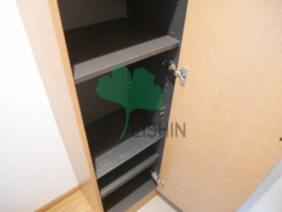 【玄関】 | エミネンス住吉 | 下駄箱もしっかりついてます！