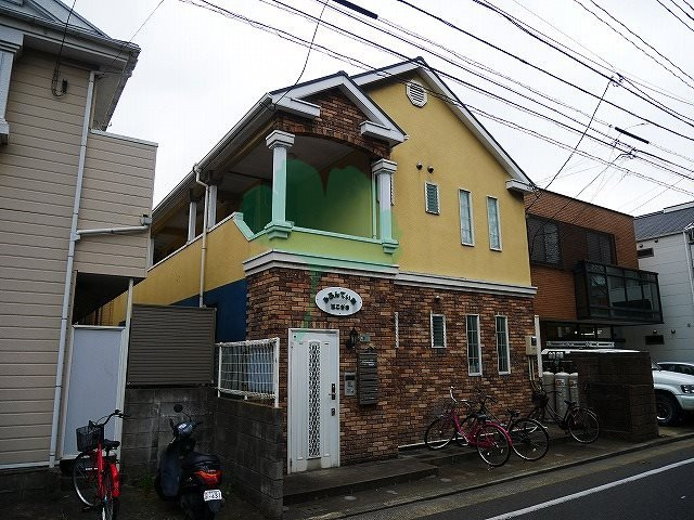 ふろんてぃあはこざきの外観