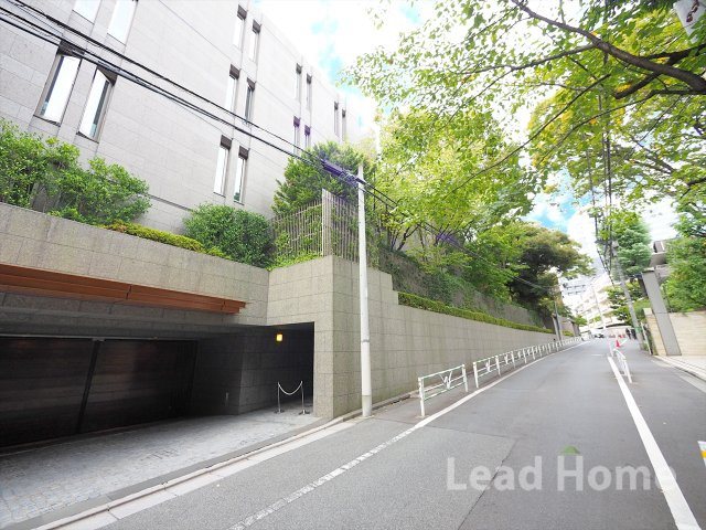 【その他】 | グランツオーベル南平台 | 前面道路