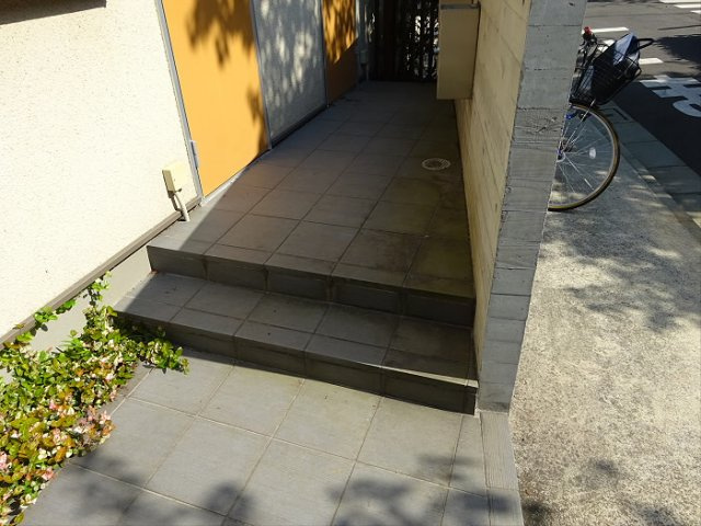 カサベルデ八雲のエントランス