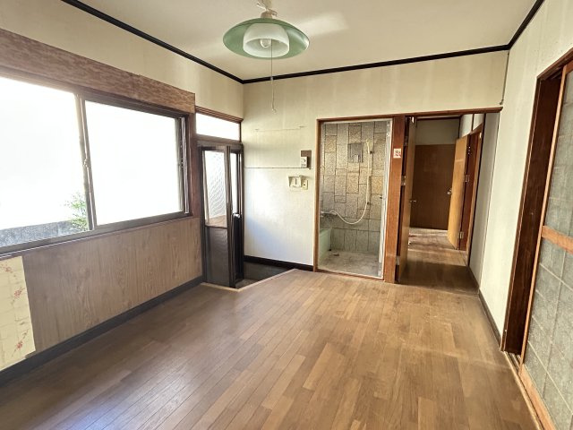 阿南市津乃峰町長浜中古戸建のキッチン