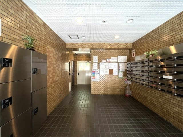 ライオンズマンシヨン新中野第2のロビー