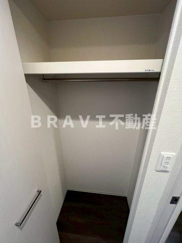 プレサンス深江橋ラヴィゲート　BRAVI不動産の収納|【プレサンス深江橋ラヴィゲート】便利な収納スペースです