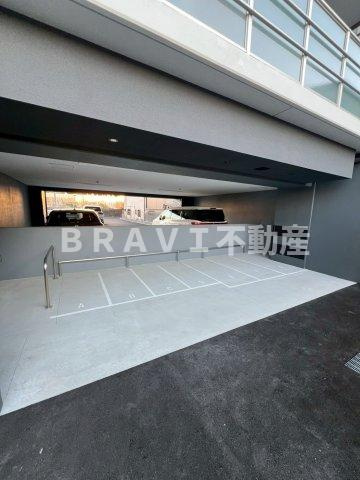 プレサンス深江橋ラヴィゲート　BRAVI不動産の駐車場|【プレサンス深江橋ラヴィゲート】駐車スペースもあります