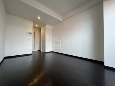 【居間・リビング】 | City Lux Namba | City Lux Namba（シティラックスナンバ）　洋室