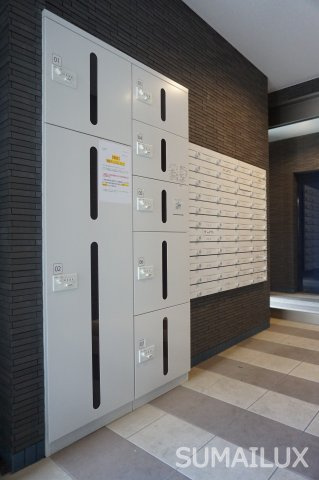 熊本市中央区新町３丁目の賃貸マンションのエントランス