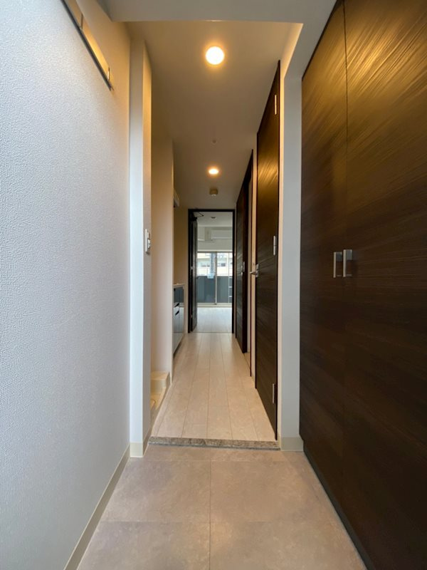 エステムコート神戸元町Ⅱブリーズの玄関