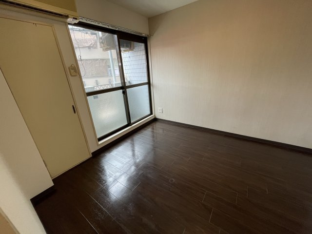 ブルースカイ古川橋　の居間・リビング|(参考)同マンション他部屋の写真