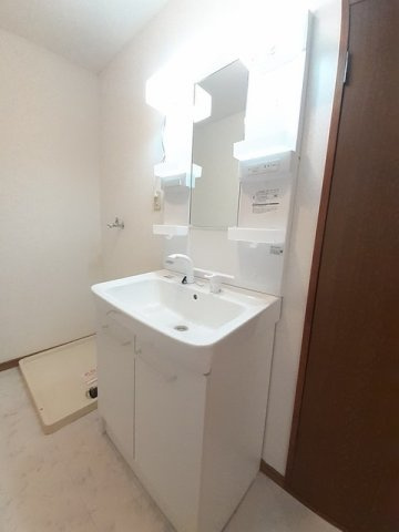 シティハイツ藤沢の洗面所