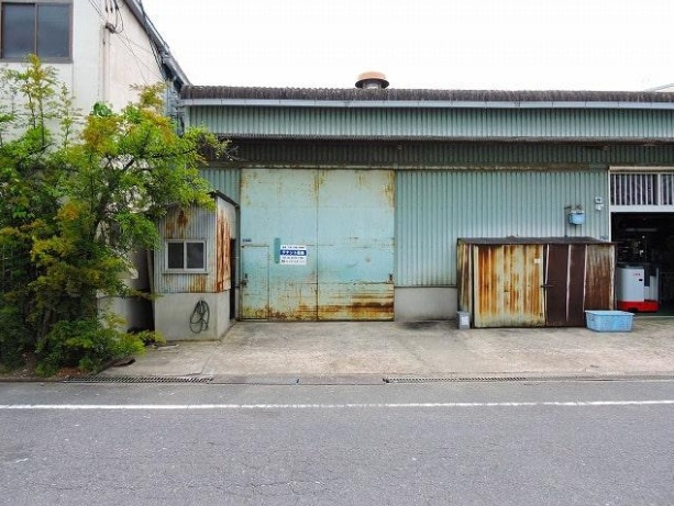 大東市氷野倉庫の外観