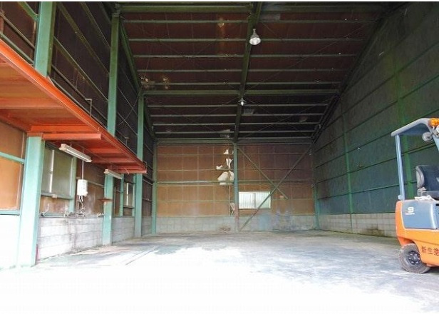 大東市氷野倉庫