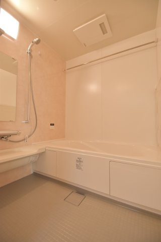 大阪市城東区関目６丁目の賃貸マンションの浴室