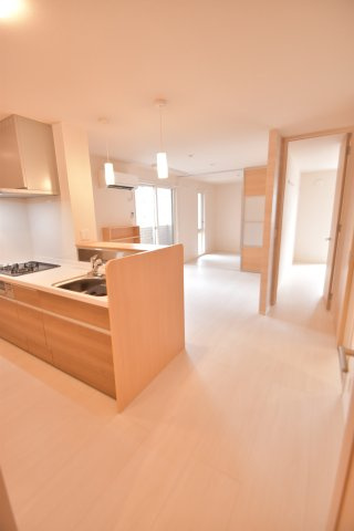 大阪市城東区関目６丁目の賃貸マンションの居間・リビング