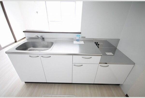 Green Village Kira Bのキッチン