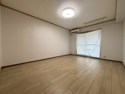 【寝室】 | アイランド打中