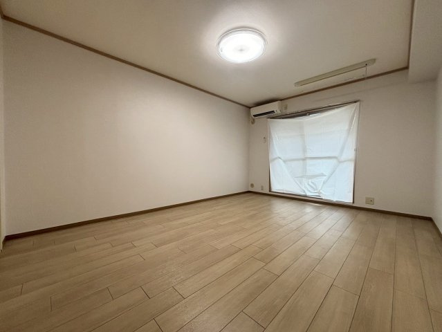 【寝室】 | アイランド打中