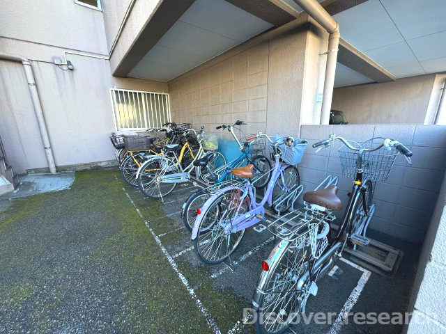 十条台パークハウスの駐輪場|【駐輪場】