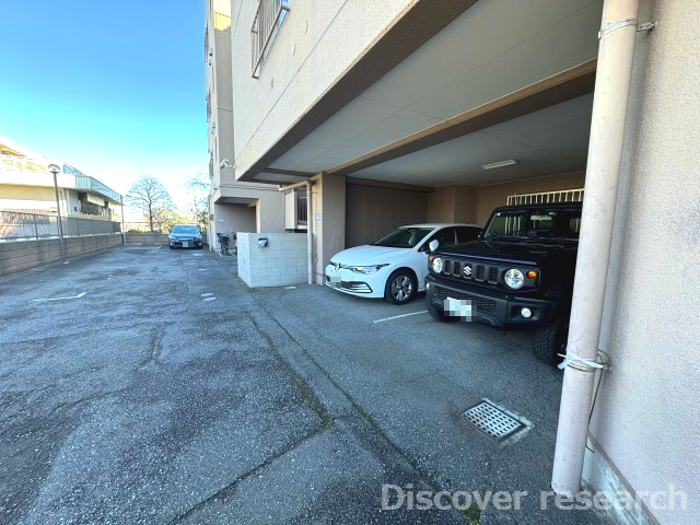 十条台パークハウスの駐車場|【駐車場】