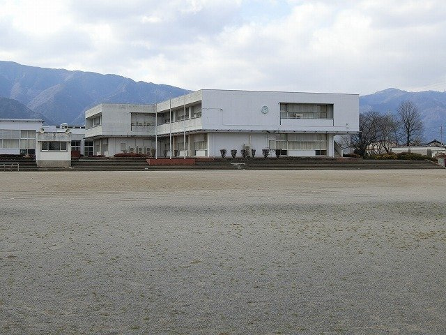 カルムメゾンＡの周辺|池田小学校まで900m